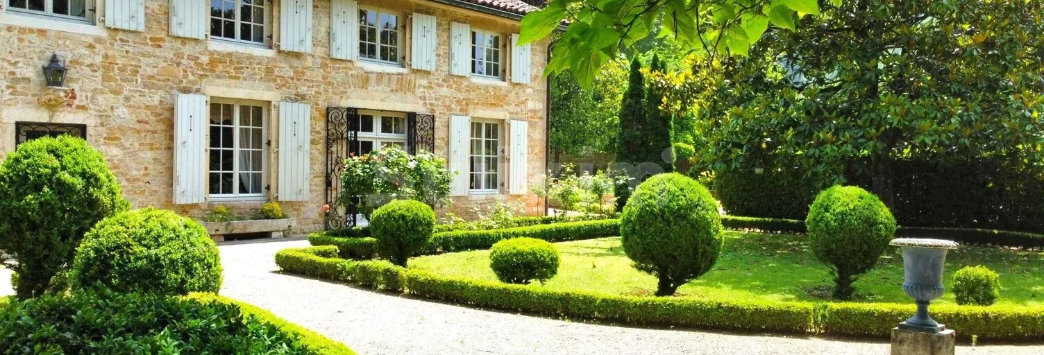 Maison 13 Pièces 507 m² à vendre à Cuiseaux (71480)