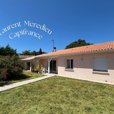 Maison 7 pièces 330000 €