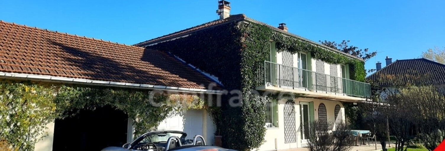 Maison 7 Pièces 200 m² à vendre à Saint-Étienne-de-Vicq (03300)