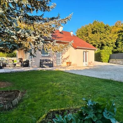 Maison 5 pièces 299500 €