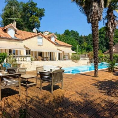 Maison 8 pièces 415000 €