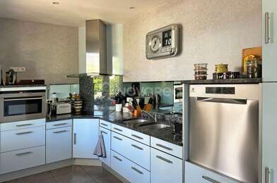 Maison 5 pièces 649000 €