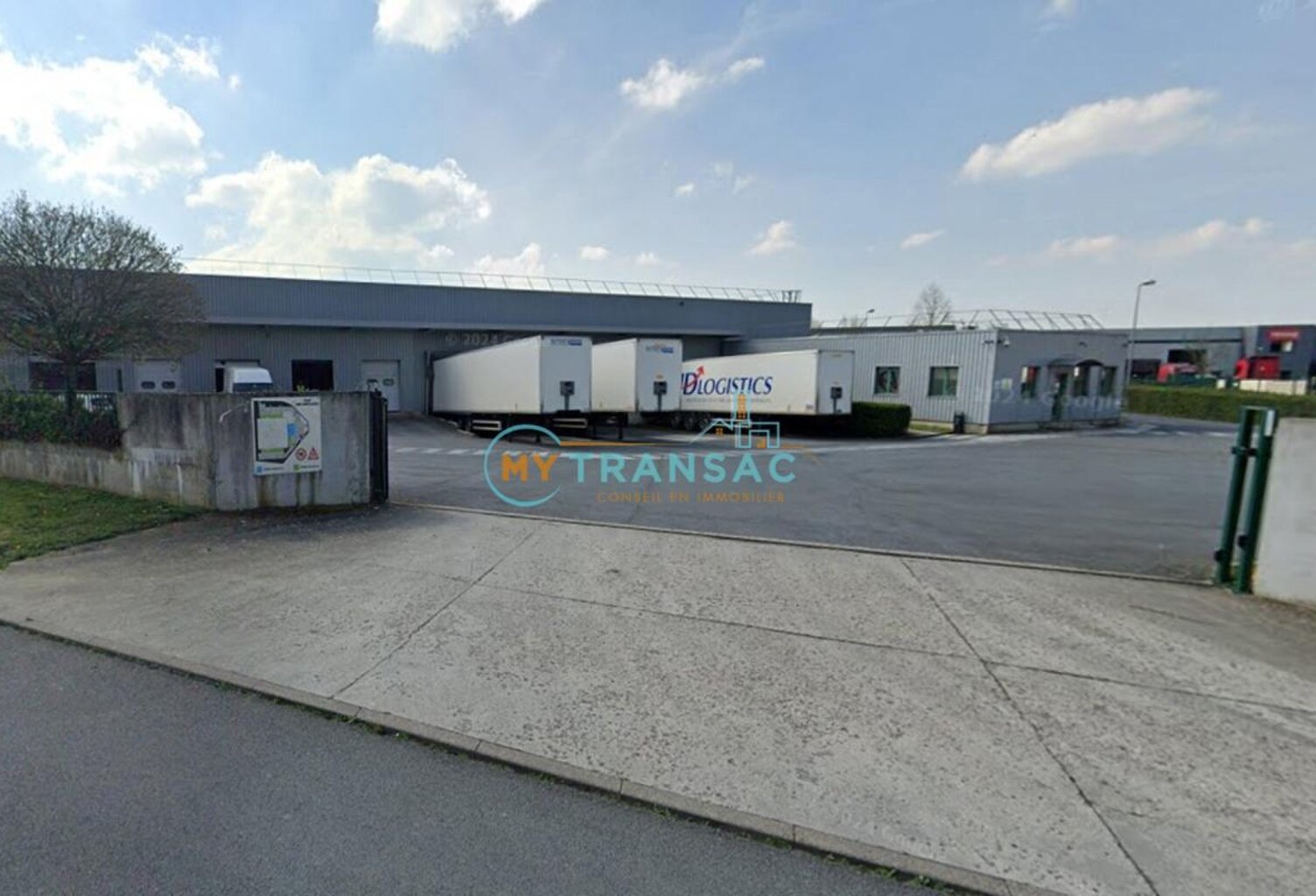 A LOUER Brie-Comte-Robert Messagerie de 3 541m² — photo 1