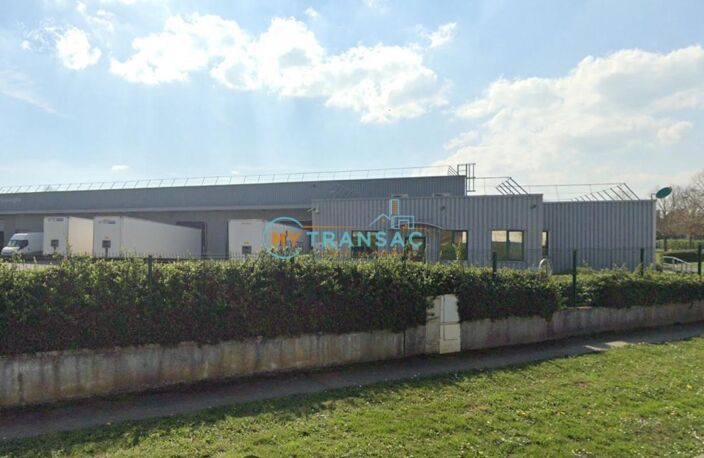 A LOUER Brie-Comte-Robert Messagerie de 3 541m² — photo 2