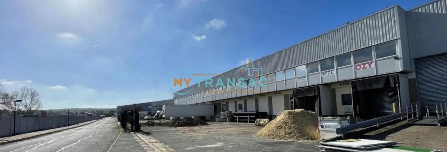 Local industriel  10463 m² à louer à Sucy-en-Brie (94370)