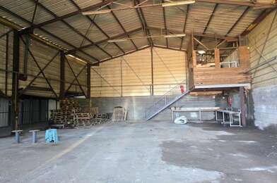Local industriel  4800 €