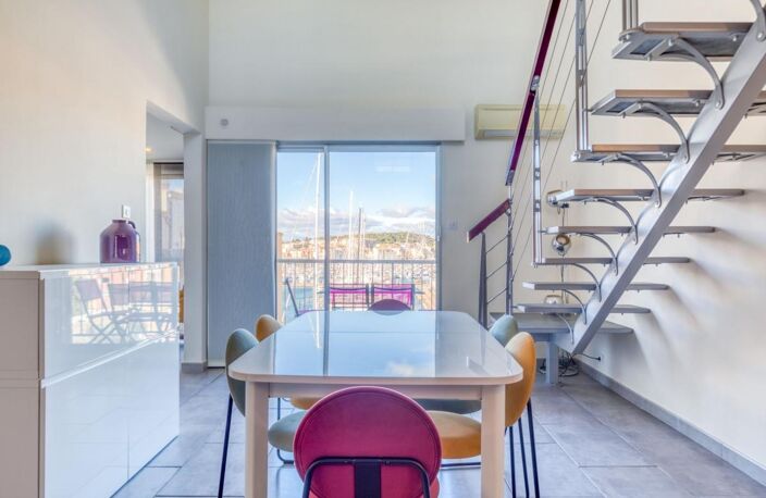 APPARTEMENT DUPLEX AVEC GARAGE ET PISICNE — photo 2