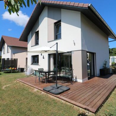 Maison 5 pièces 499000 €