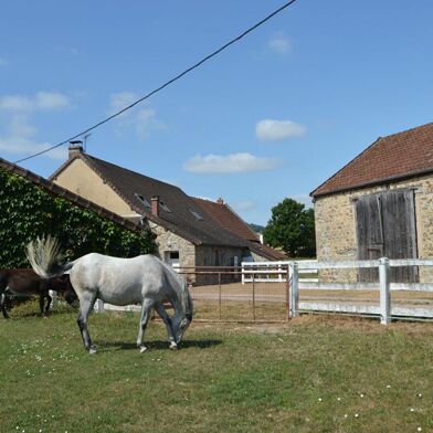 Maison 11 pièces 330000 €