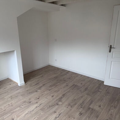 Appartement 4 pièces 840 €