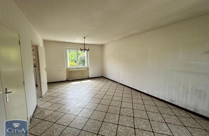 Vente maison 3 pièces 76 m² Le Blanc (36300) — photo 2