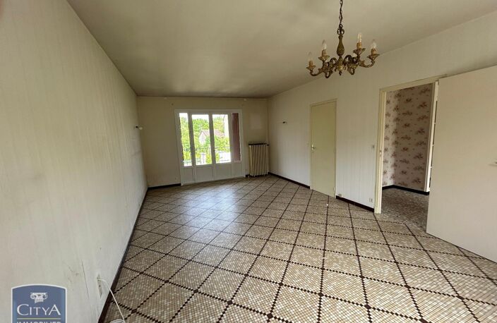 Vente maison 3 pièces 76 m² Le Blanc (36300) — photo 3
