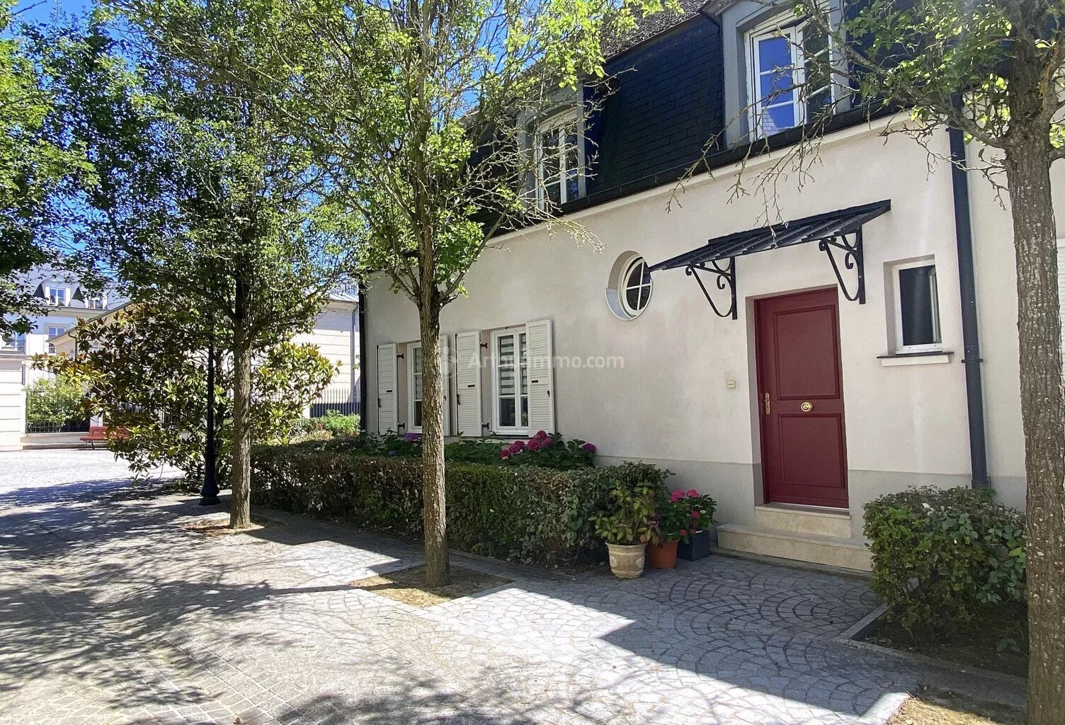 À VENDRE – Maison de Ville d’Exception au Cœur de Serris — photo 1