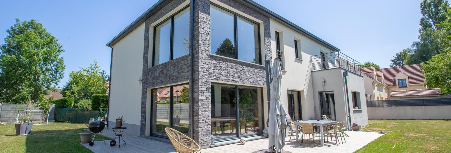 Maison 7 Pièces 240 m² à vendre à Saint-Rémy-lès-Chevreuse (78470)