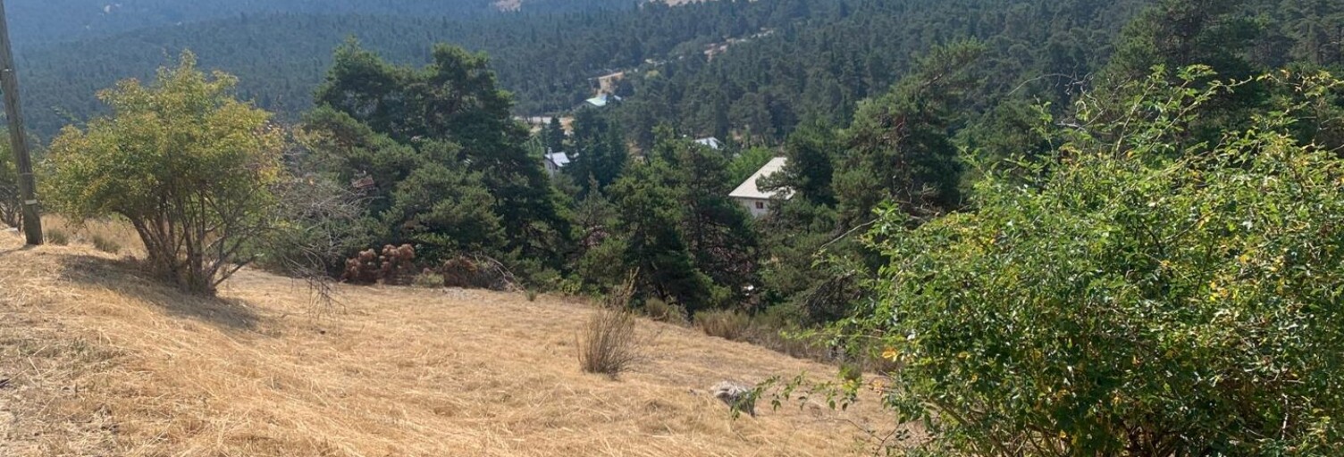 Terrain  800 m² à vendre à Caille (06750)