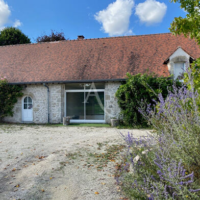 Maison 5 pièces 1450 €