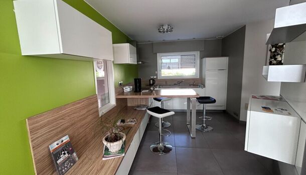 Villa / Maison 6 pièces  à vendre Valence 26000