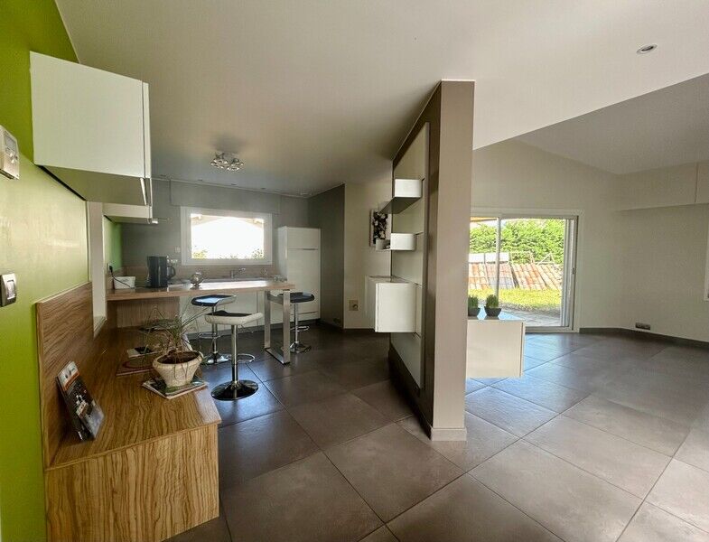 Villa / Maison  T6 à vendre Valence 26000