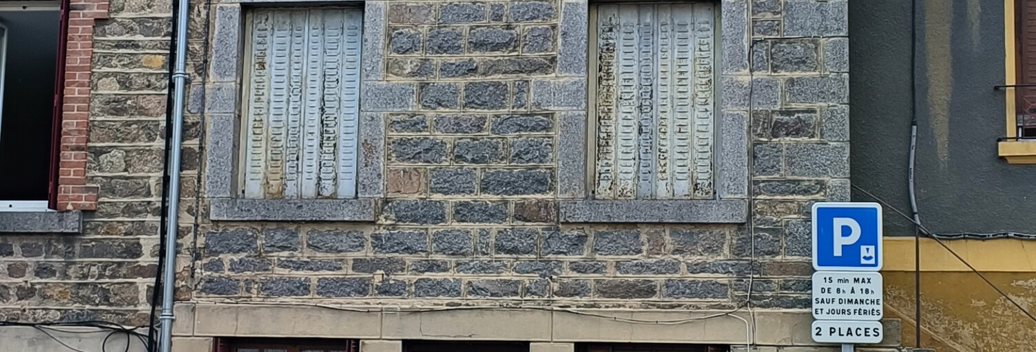 Maison 10 Pièces 230 m² à vendre à Saint-Laurent-de-Chamousset (69930)