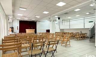 Commerce  243 m² à louer à Paris 20 (75020)