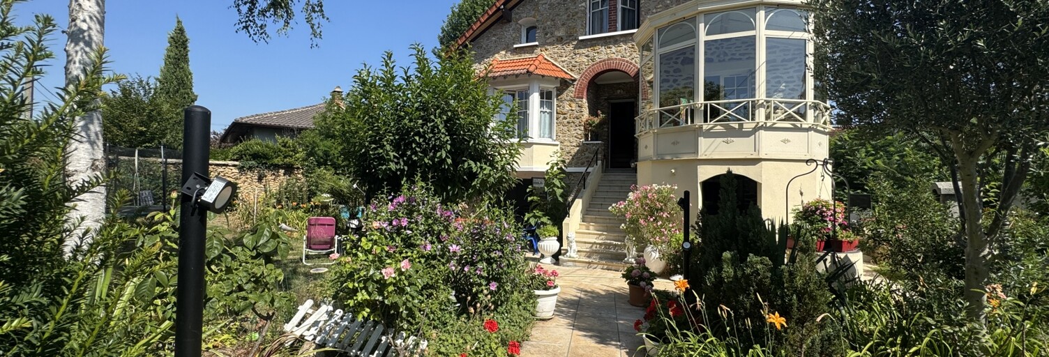 Maison 6 Pièces 104 m² à vendre à Sainte-Geneviève-des-Bois (91700)