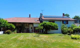 Maison 10 Pièces 325 m² à vendre à Chalamont (01320)