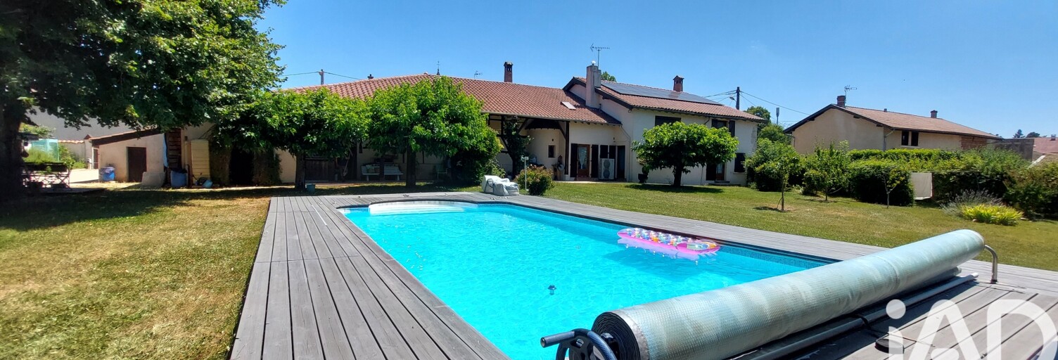 Maison 10 Pièces 325 m² à vendre à Chalamont (01320)