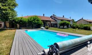 Maison 10 Pièces 325 m² à vendre à Chalamont (01320)