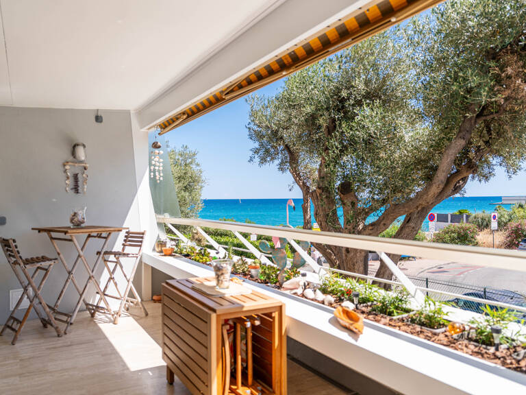Pieds dans l'eau, Appartement 2 pièces à Villeneuve-Loubet p — photo 1