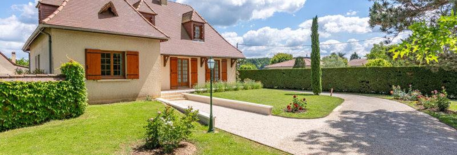 Maison 5 Pièces 132 m² à vendre à Saint-Avit-Saint-Nazaire (33220)