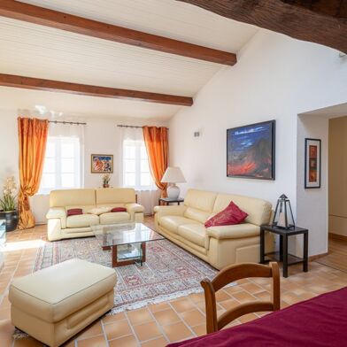 Appartement 5 pièces 276120 €