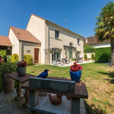 Maison 8 pièces 772000 €