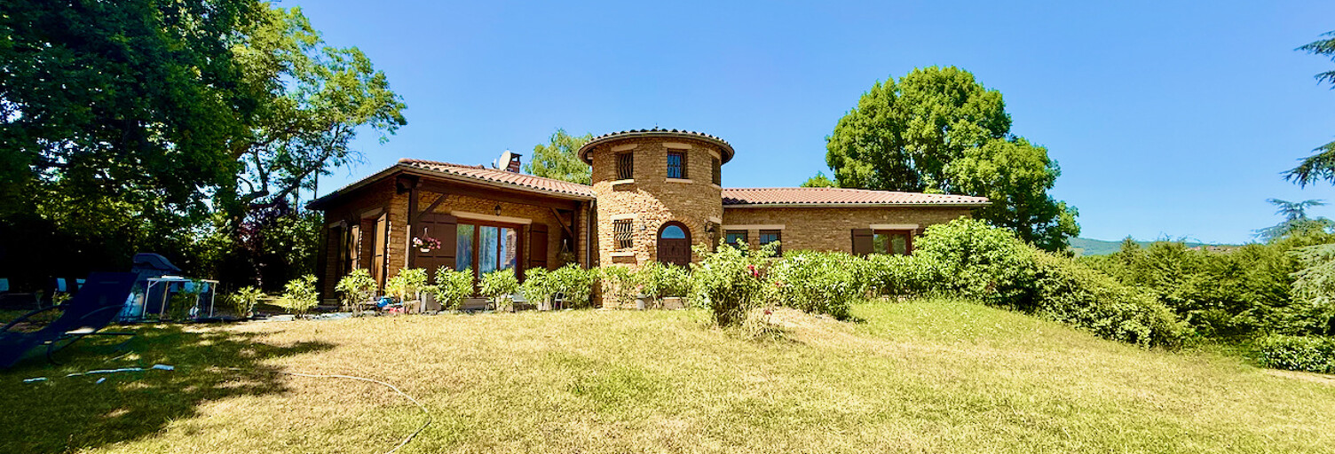 Maison 8 Pièces 258 m² à vendre à Salles-Arbuissonnas-en-Beaujolais (69460)