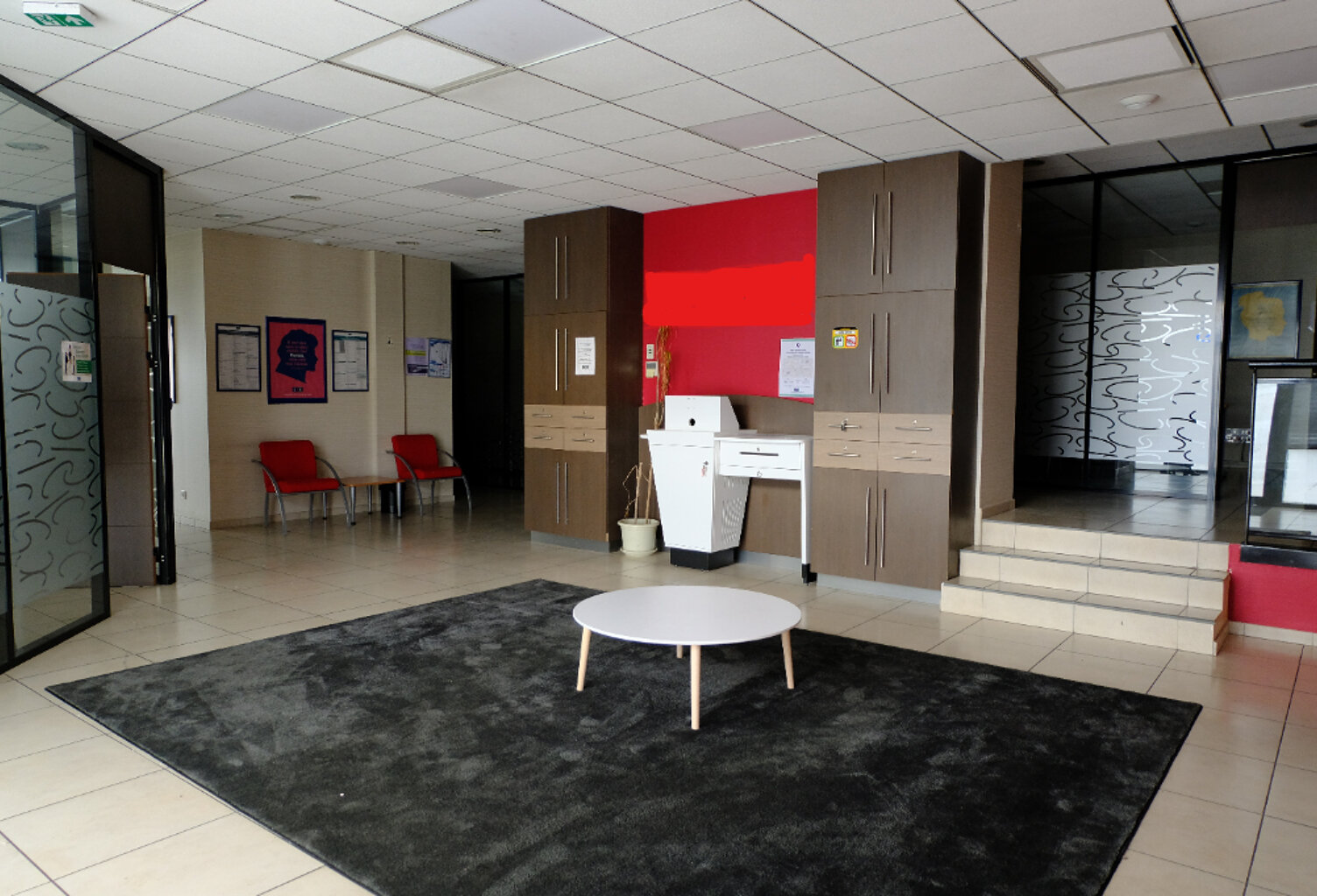 Local commercial  229m2 — photo 1
