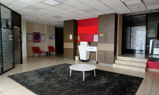 Commerce 8 Pièces 229 m² à louer à Aureilhan (65800)