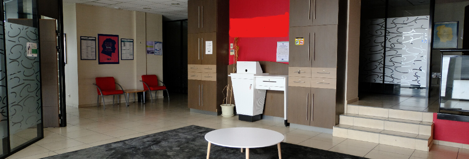 Commerce 8 Pièces 229 m² à louer à Aureilhan (65800)