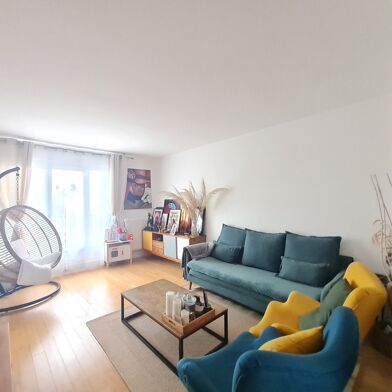 Appartement 4 pièces 210000 €