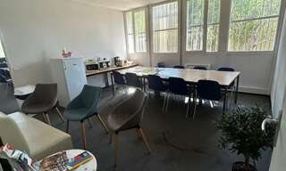 Commerce  155 m² à louer à Istres (13800)