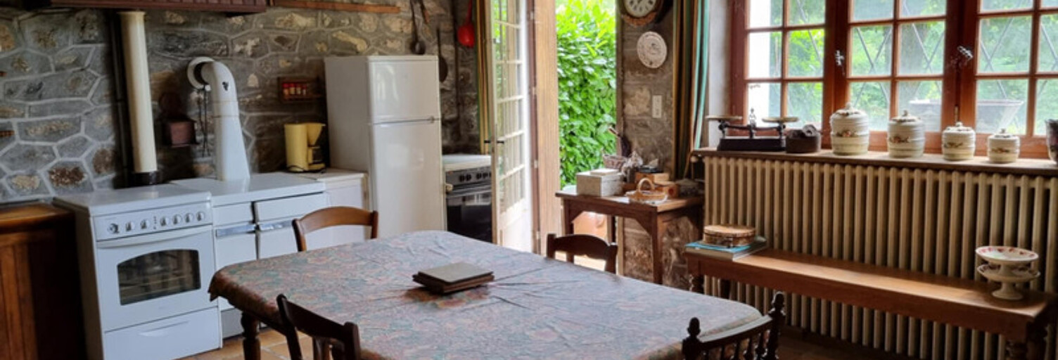 Maison 7 Pièces 173 m² à vendre à Laguenne-sur-Avalouze (19150)