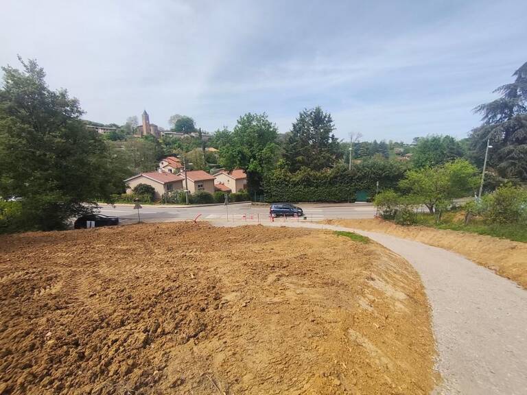 À VENDRE – Terrain à bâtir de 703 m² – Curis-au-Mont-d’Or (69250) — photo 1
