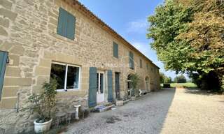 Maison 11 Pièces 334 m² à vendre à Lamanon (13113)