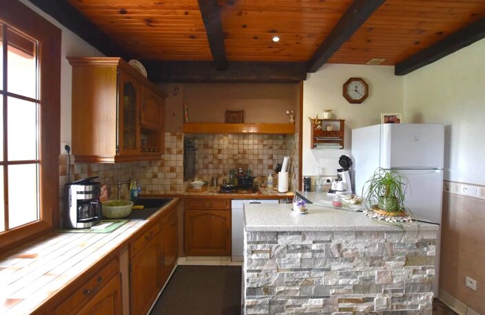 Maison/Villa 10 pièces — photo 2