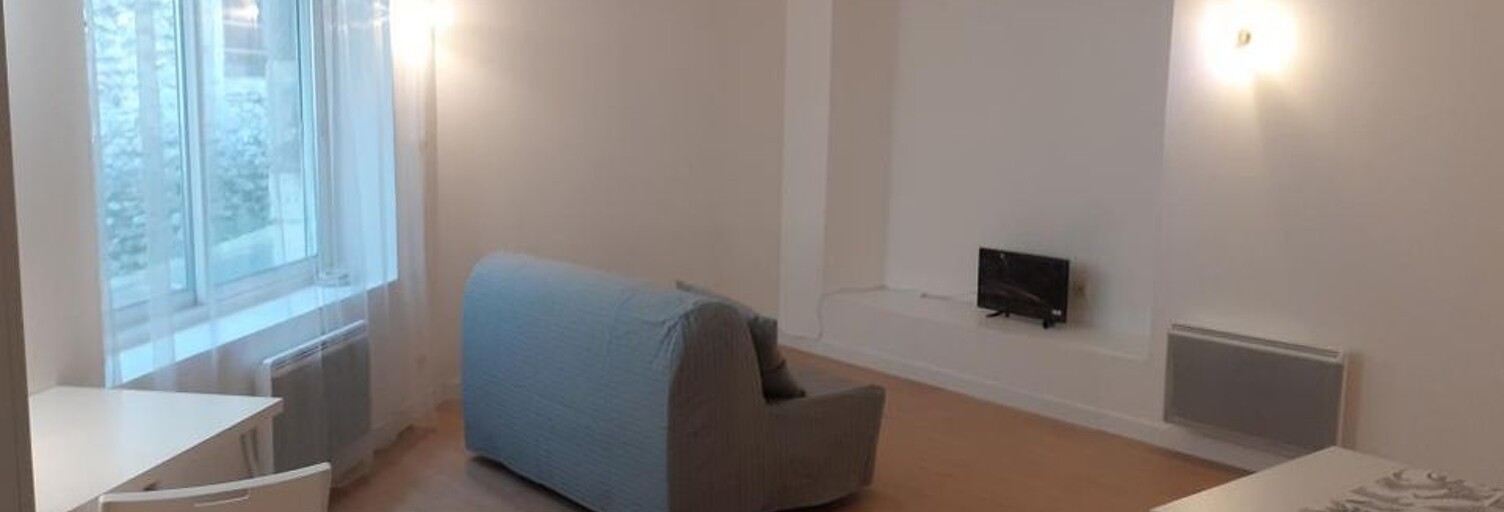 Appartement 1 Pièce 32 m² à louer à Bourg-Saint-Andéol (07700)