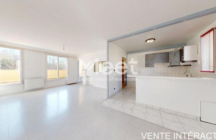 Duplex 3 chambres avec terrasse et box — photo 2