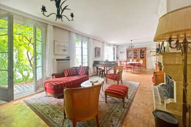 Maison 7 pièces 827000 €