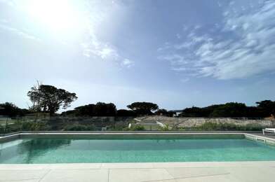 Maison 6 pièces 8400 €