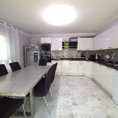 Maison 13 pièces 489000 €