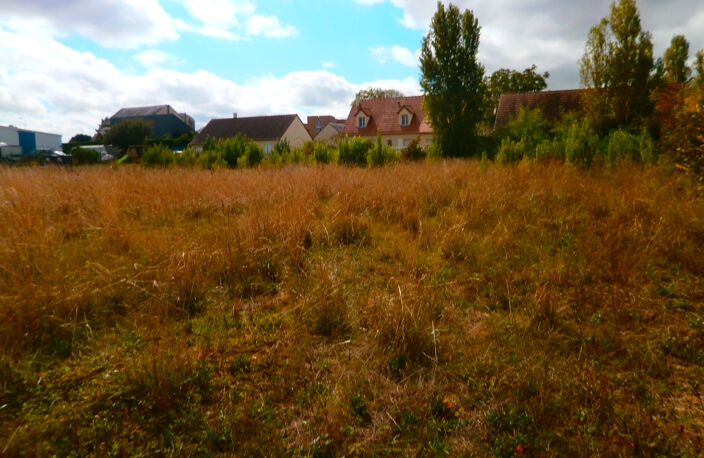 TERRAIN A BATIR 778 M2 VIABILISER ET SECURISER — photo 2