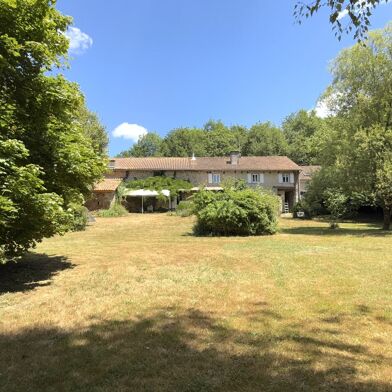 Maison 6 pièces 215000 €