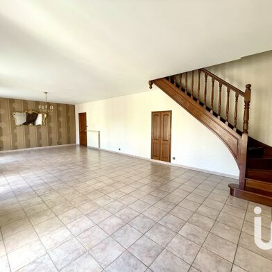 Maison 11 pièces 399000 €